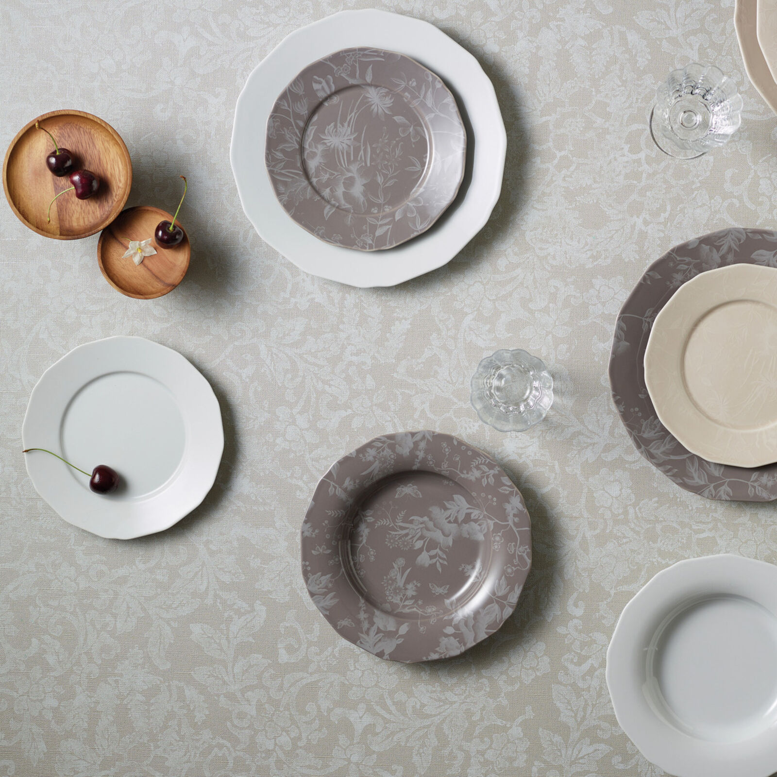 Set piatti  image number null