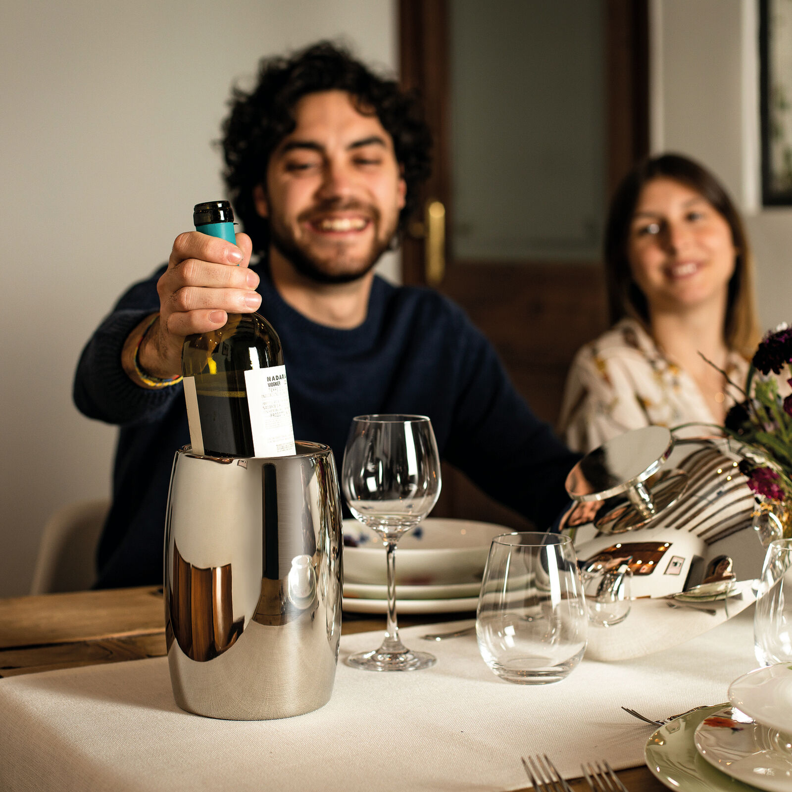 Insulated wine cooler  image number null