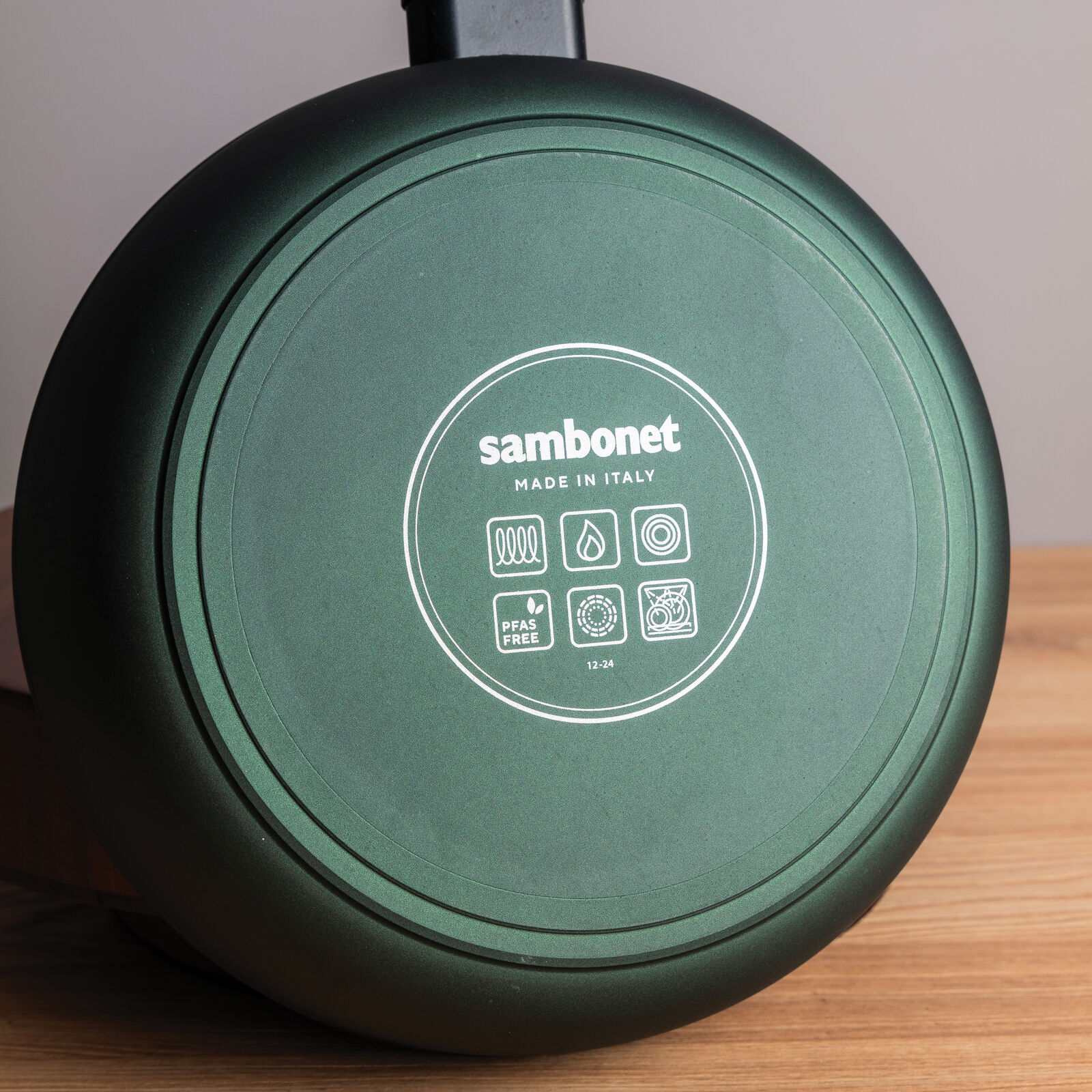 Set Salvaspazio con 3 padelle antiaderenti image number null