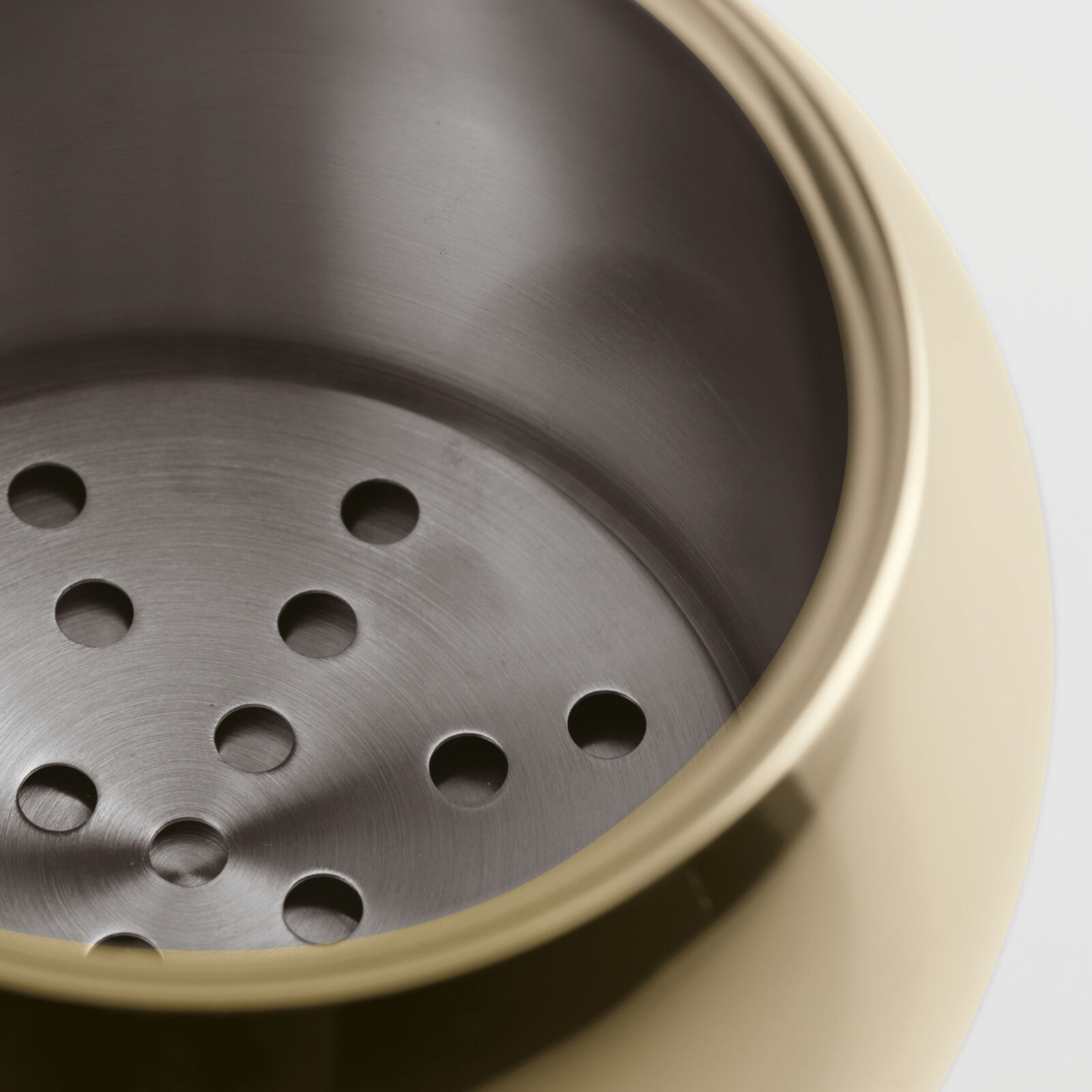 Insulated ice bucket  image number null