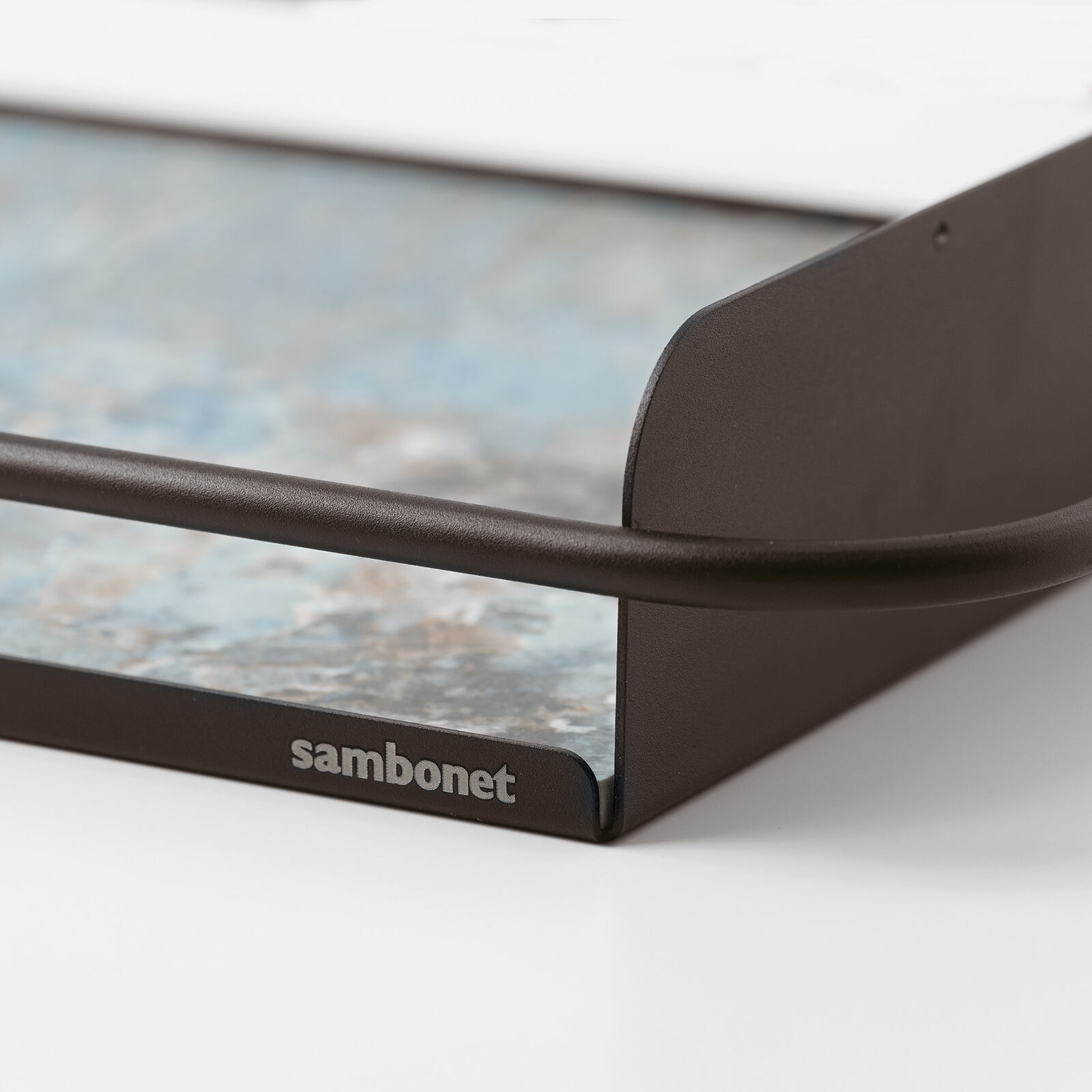 Big tray with stoneware insert image number null