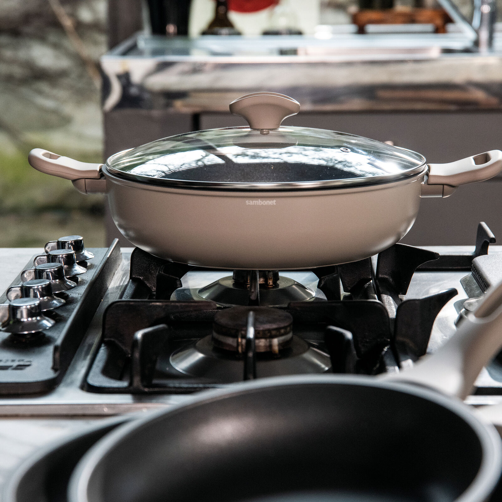 Sauté pan  image number null