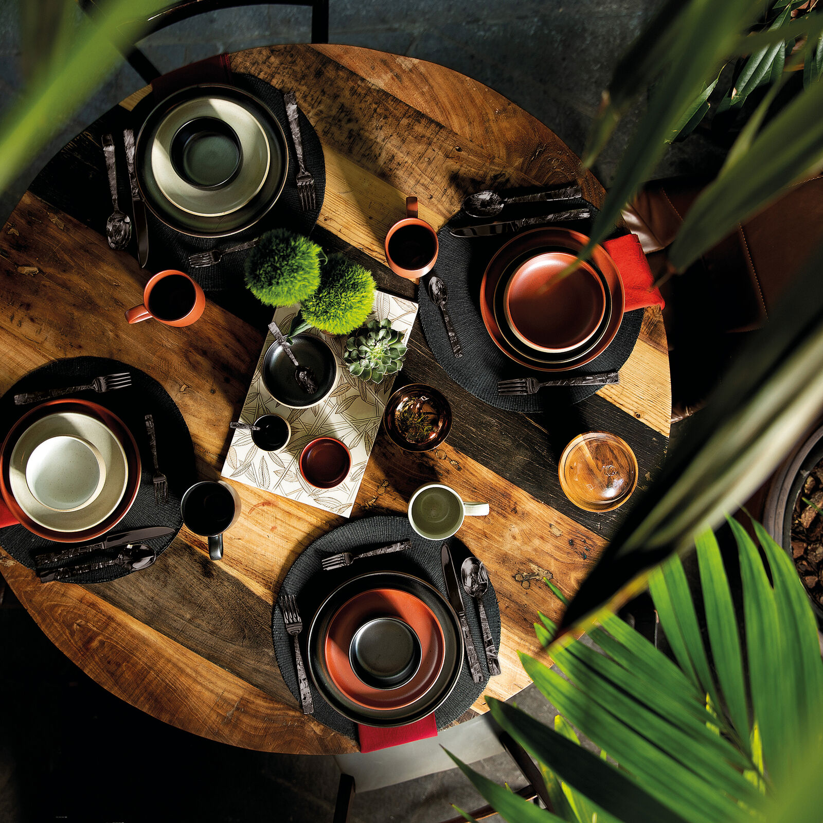 Servizio tavola 24 posate  image number null