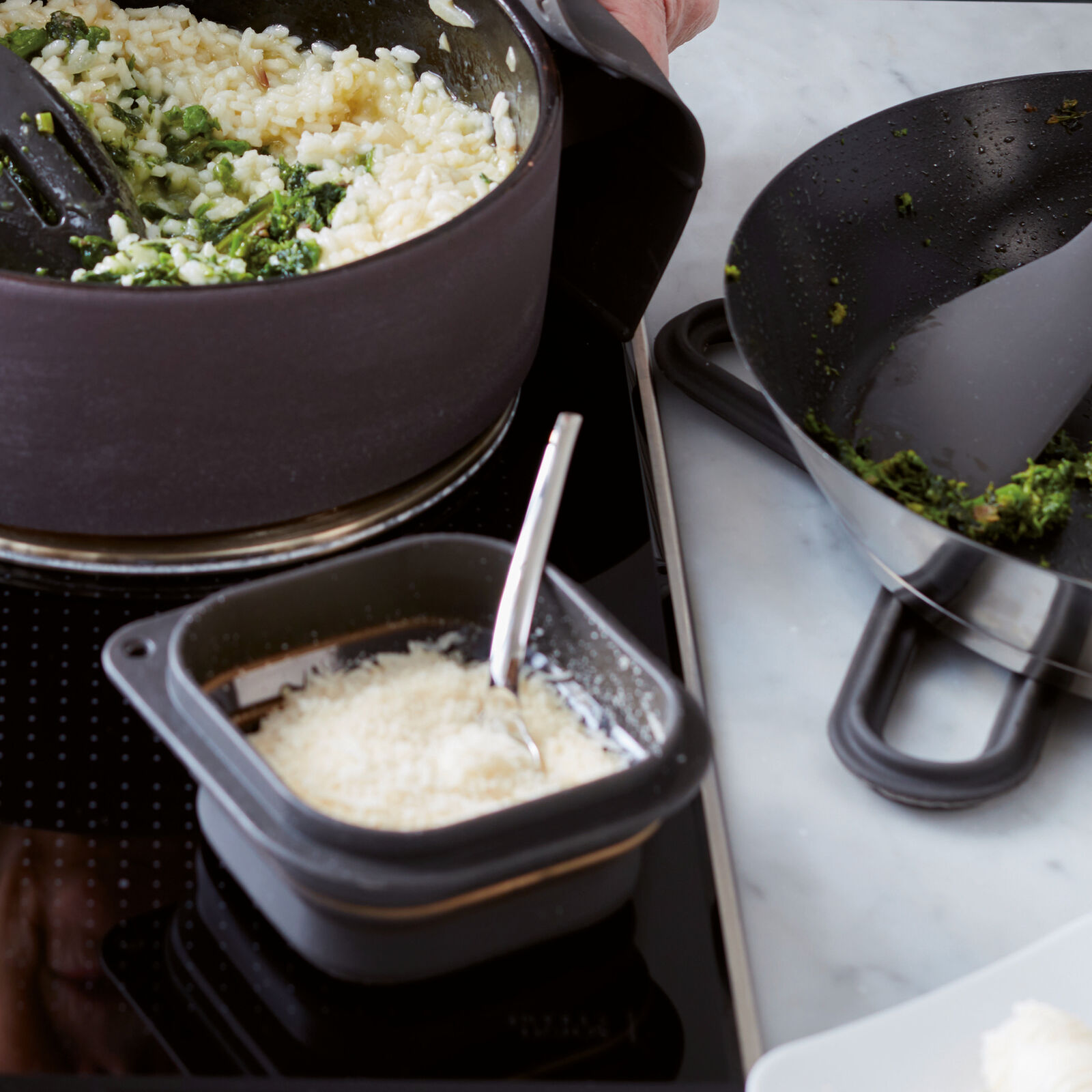 Foldable box  image number null