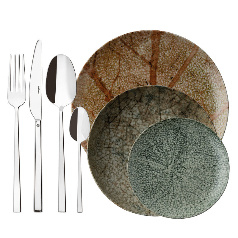 Set posate e set piatti, 4 persone