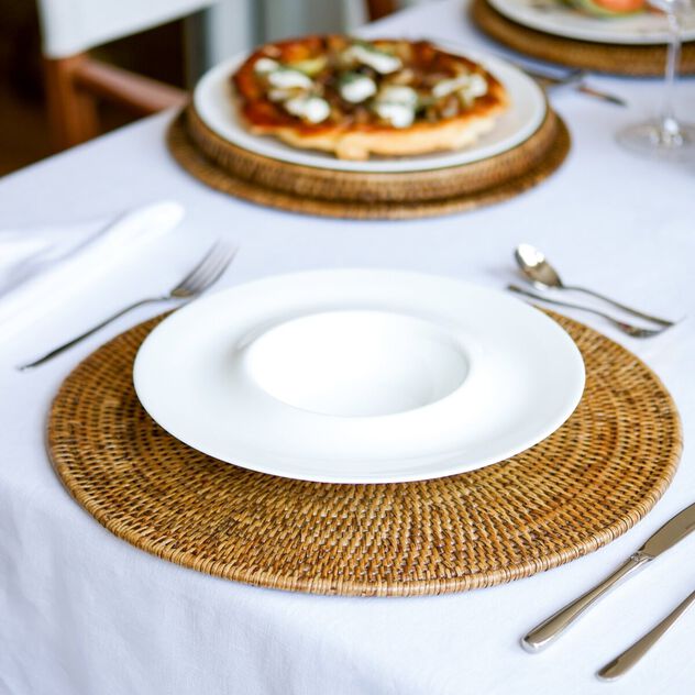 Tablemat  image number 2