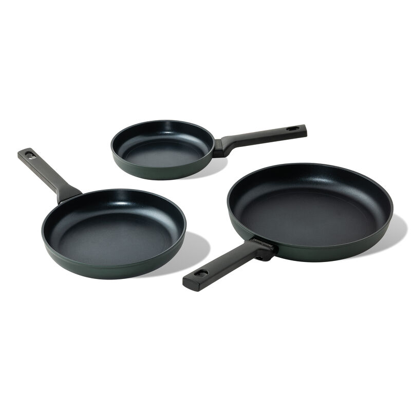 Set Salvaspazio con 3 padelle antiaderenti