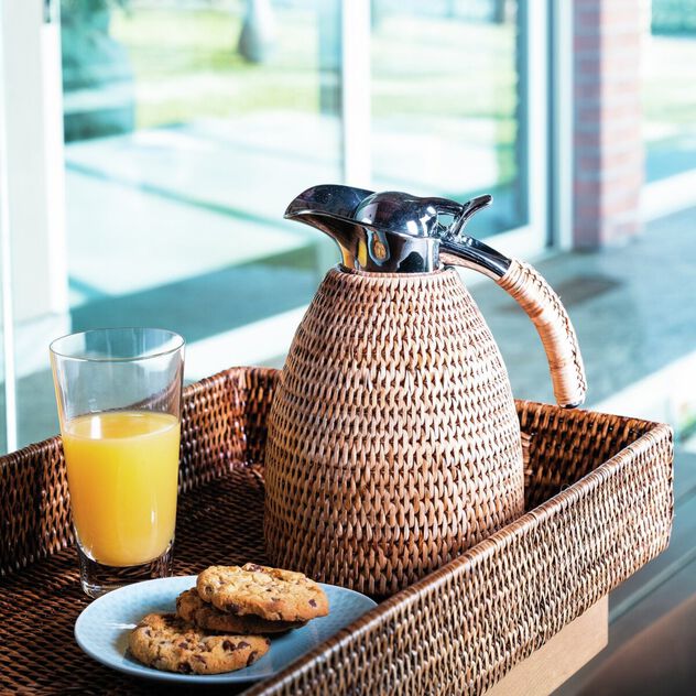 Insulated flask  image number 1