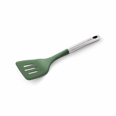 Slotted turner 