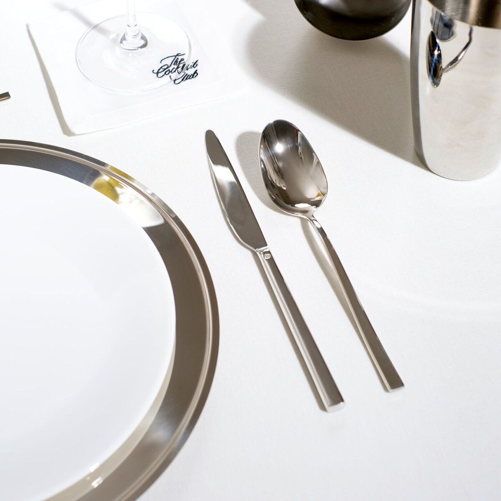 Set de couverts avec assiettes, 4 personnes image number null