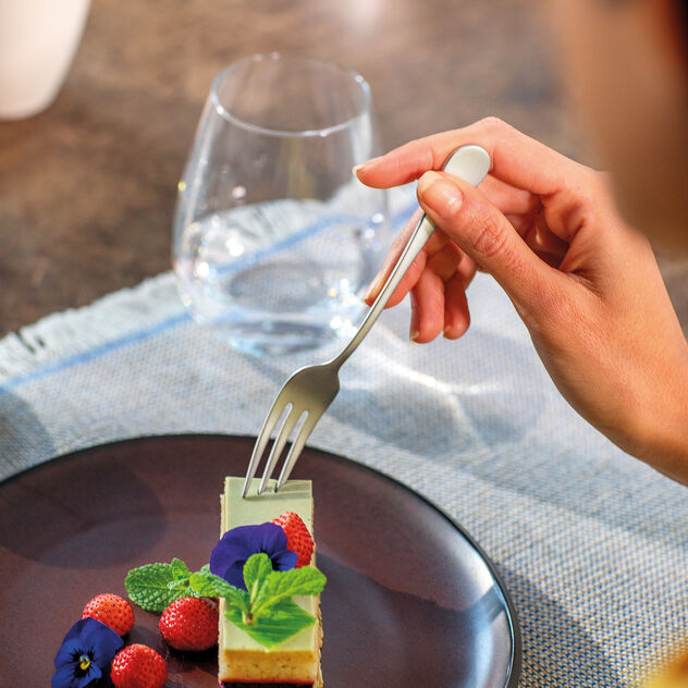 6 cake forks set  image number 2