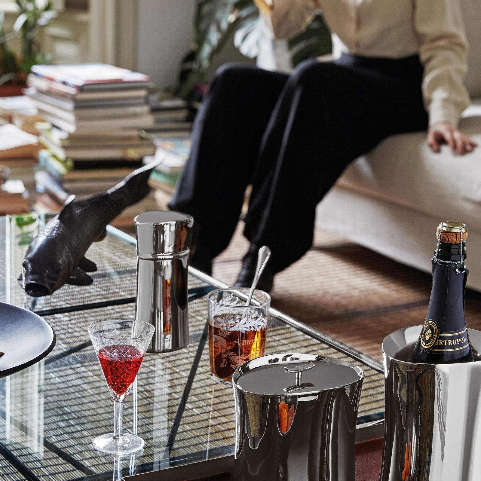 Shaker  image number null