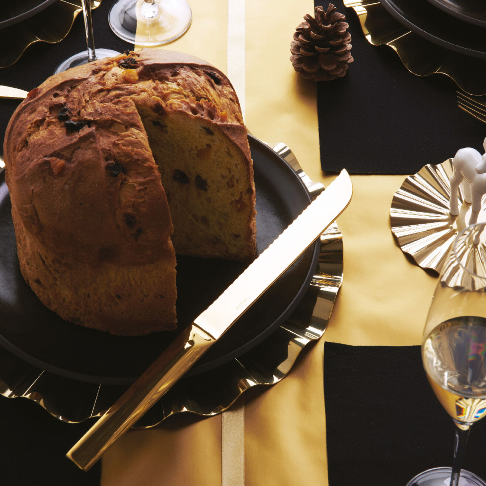 Panettone knife  image number null