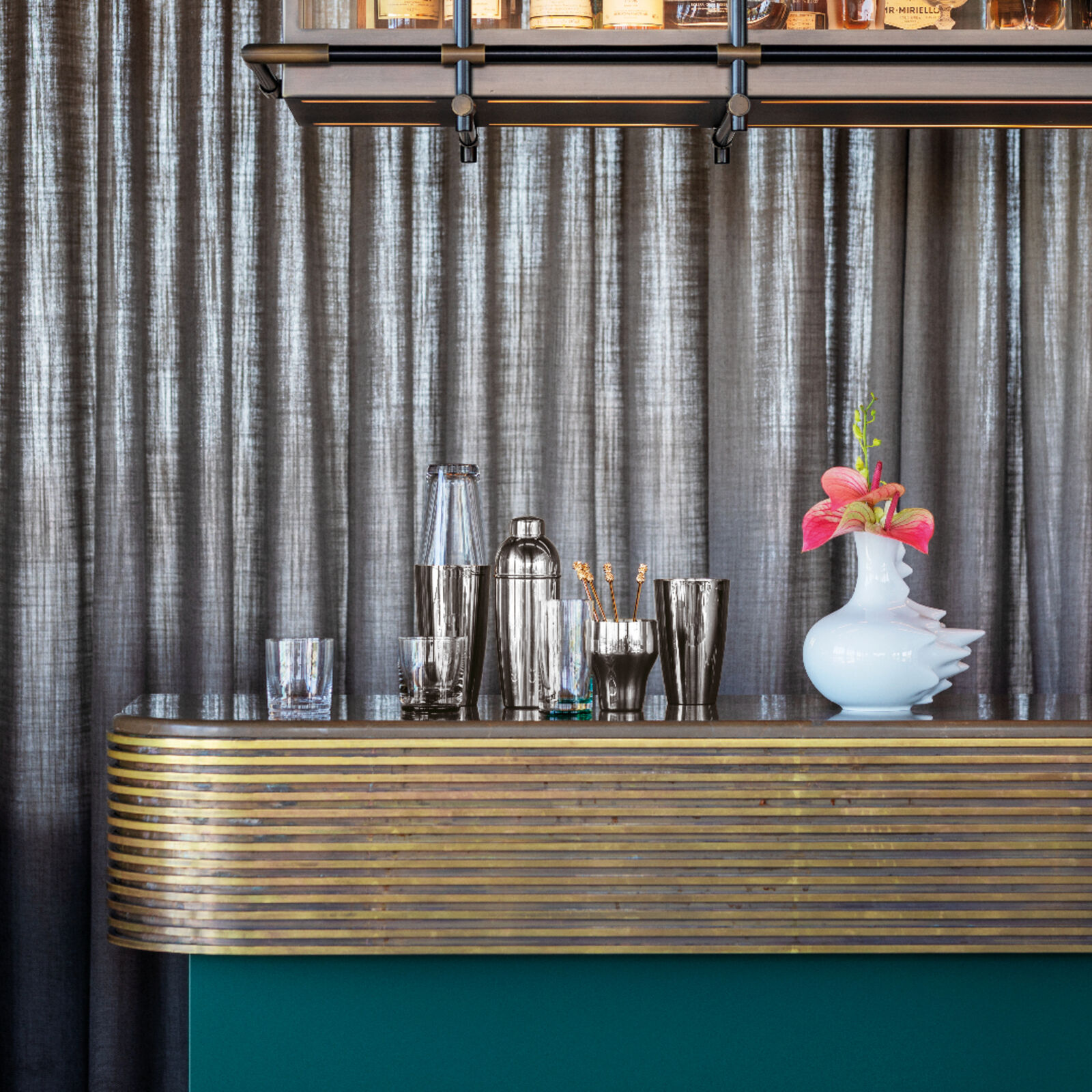 Shaker  image number null