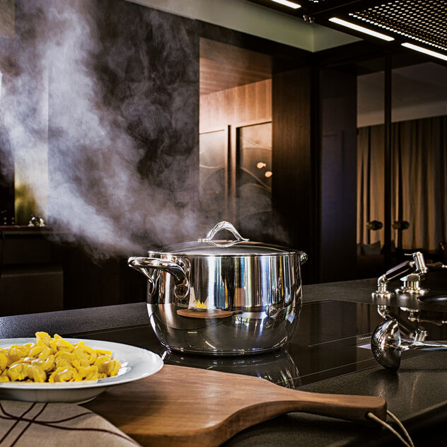 Colander for stock pot  image number 2